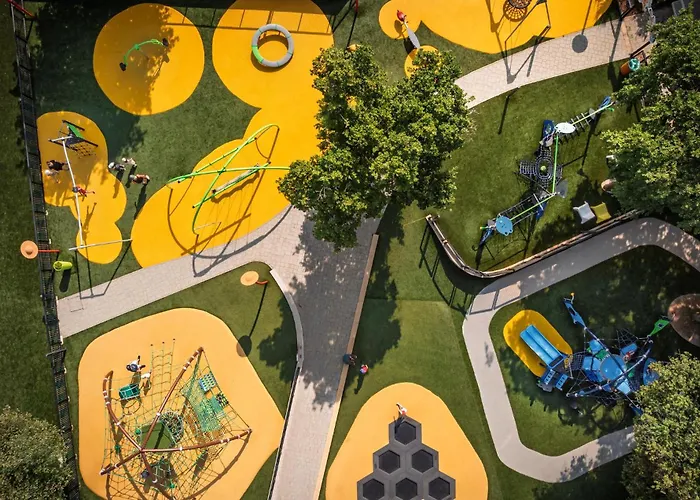 Awesome Stacaravan In Tar 营地