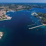 مكان تخييم Beautiful Stacaravan In Tar بوريتش