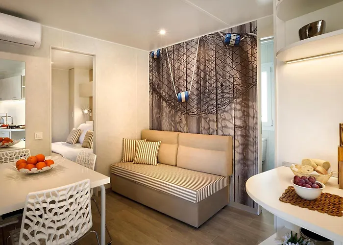 Camping Awesome Stacaravan In Tar