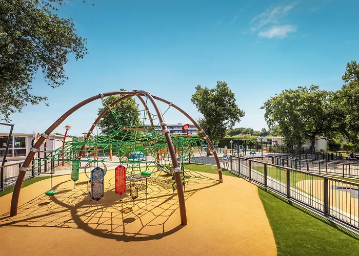 Awesome Stacaravan In Tar Kamp alanı